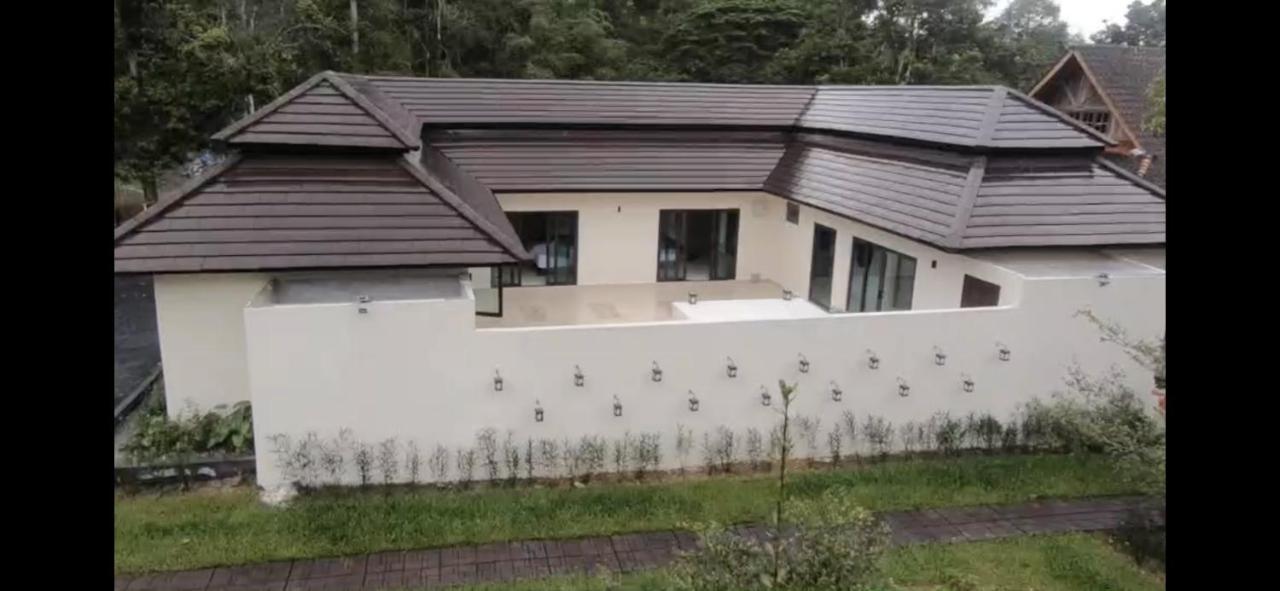 Charis Pool Villa 2 - 3 Bedroom With Private Pool بينتونغ المظهر الخارجي الصورة