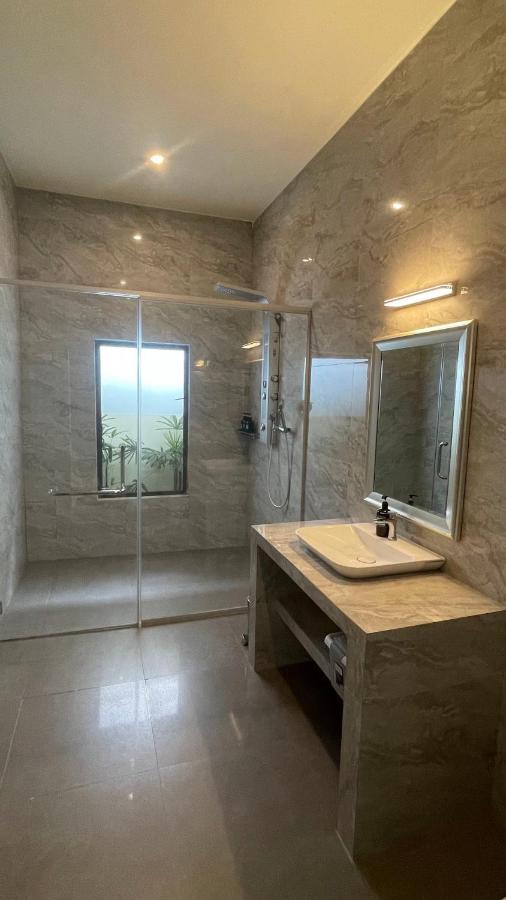 Charis Pool Villa 2 - 3 Bedroom With Private Pool بينتونغ المظهر الخارجي الصورة