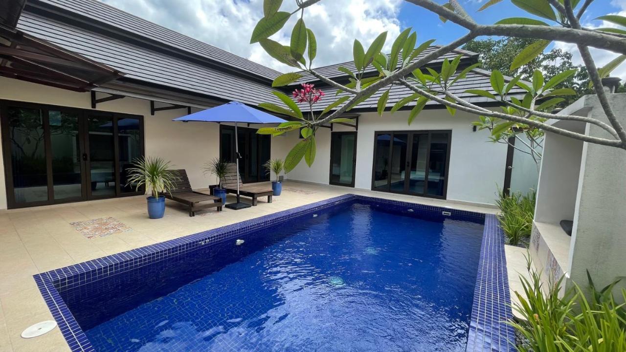 Charis Pool Villa 2 - 3 Bedroom With Private Pool بينتونغ المظهر الخارجي الصورة