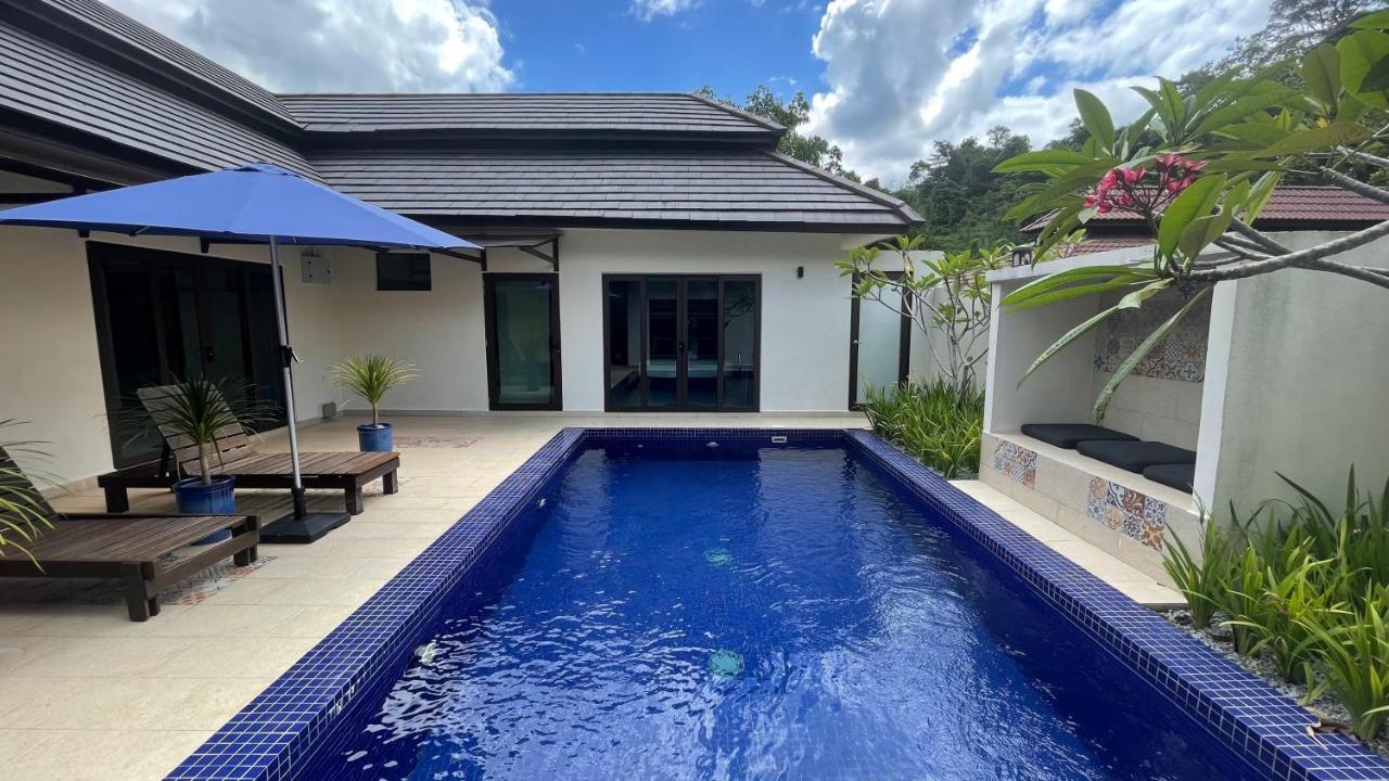 Charis Pool Villa 2 - 3 Bedroom With Private Pool بينتونغ المظهر الخارجي الصورة